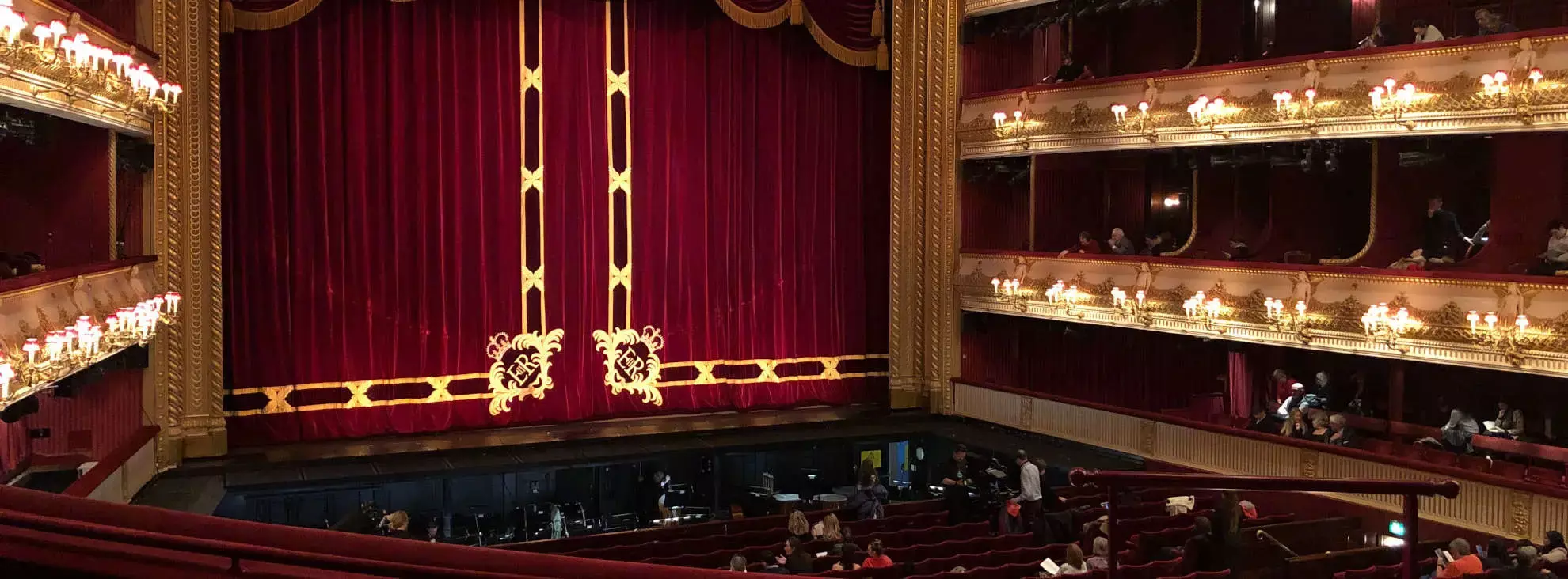 Opernsänger werden: So schaffst Du es auf die große Bühne