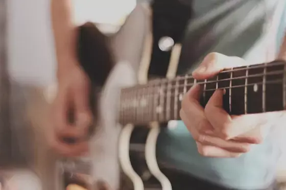 Wie kann man Songwriter werden?