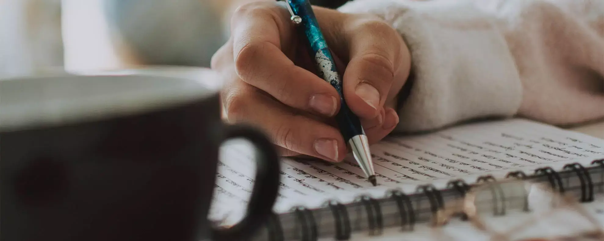 Roman schreiben lernen – Mit unseren Tipps zu deinem ersten Buch