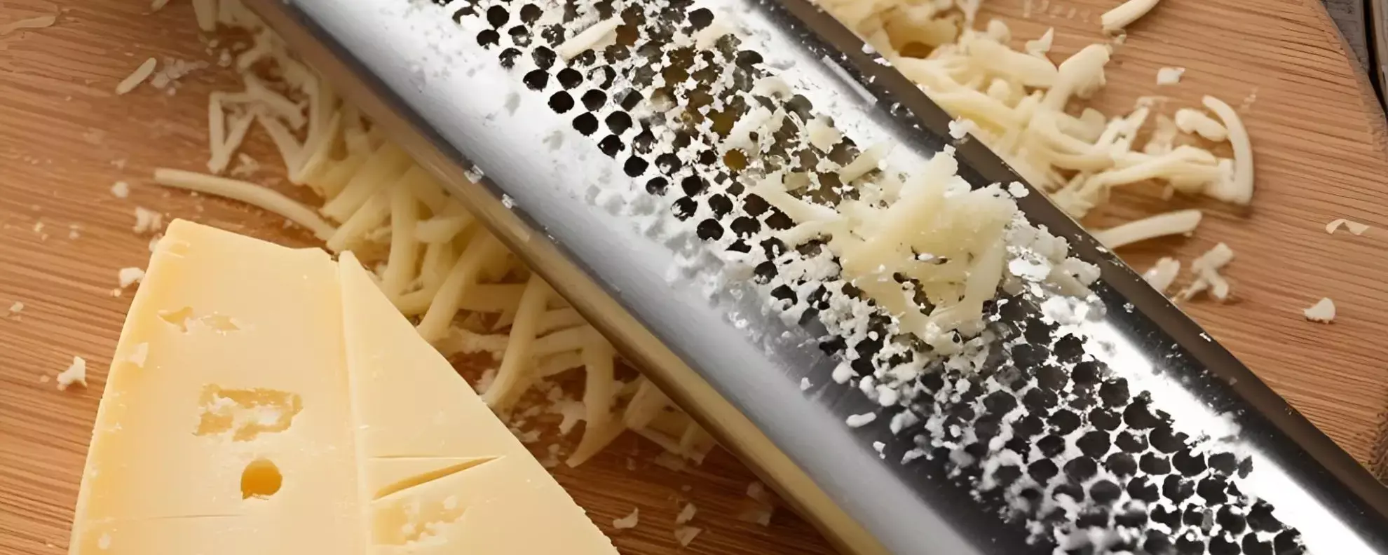 Reiben –  Feines Zerkleinern für mehr Geschmack und bessere Textur